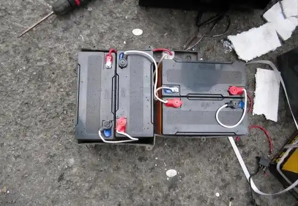 电动车三年必须换电池么(为啥有的电动车一年换一次电池)(8)