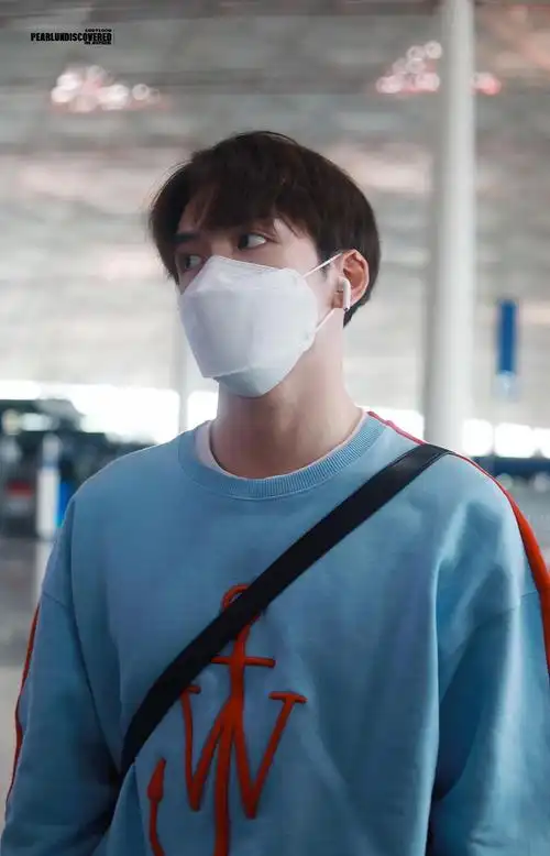 bloodyrose丨曾舜晞 的微博: my baby@曾舜晞joseph     weibo.cn