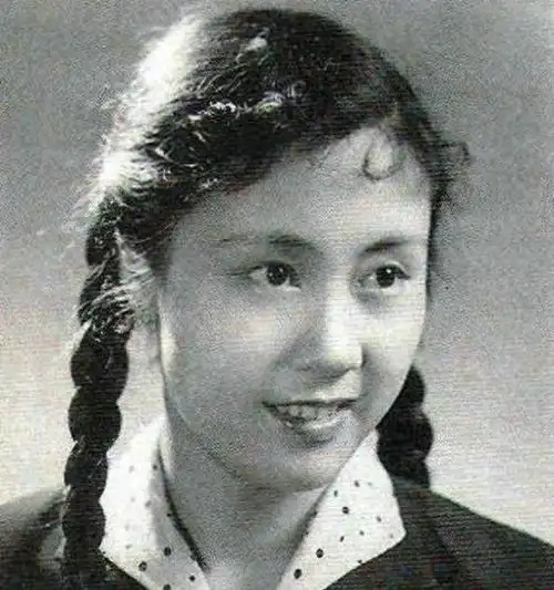 演员庞学勤:照顾精神病妻46年,妻子离世后,儿子撮合他再婚