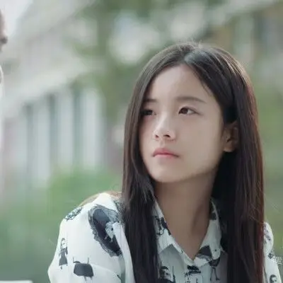 李庚希《同学两亿岁》头像自截