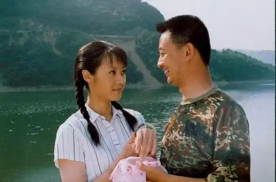 范志博演活受气小媳妇 称女人一定要坚强自立