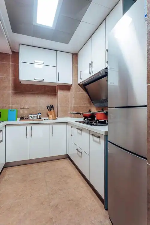 长安医药大厦现代风格90平米三室两厅装修案例