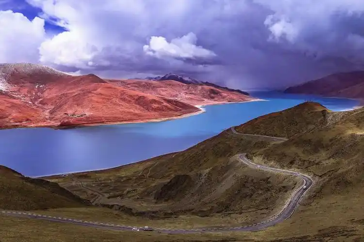 畅游世界奇观欣赏祖国名山大川青山绿水.美好幸福感.