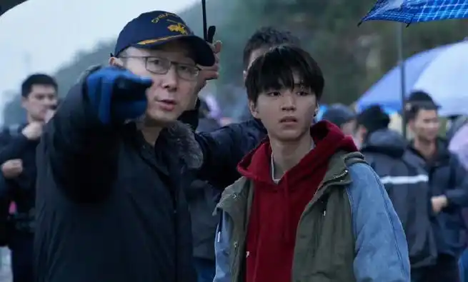 王俊凯又瘦了好多