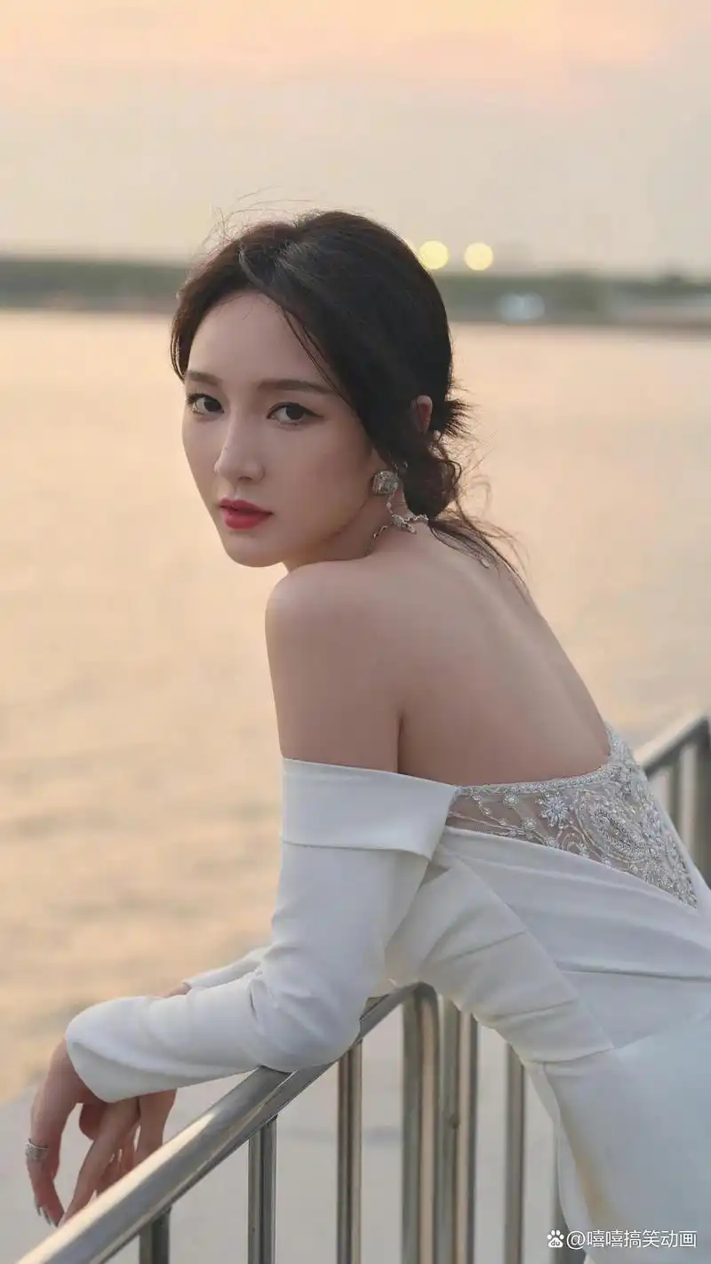 孟佳时尚写真欣赏