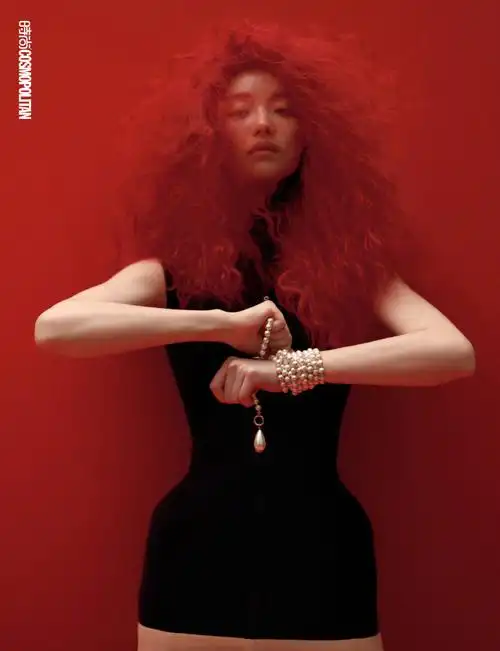 倪妮时尚cosmo十月刊封面##倪妮红发大片##时尚cosmo10月刊