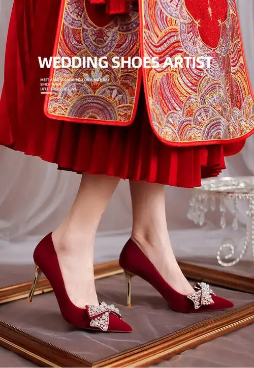红色连衣裙搭配鞋子婚鞋女2022年新款秀禾婚纱两穿新娘鞋敬酒服不累脚