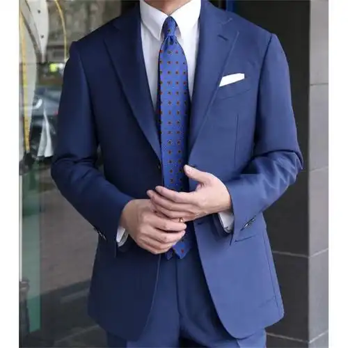 藏蓝色西服套装