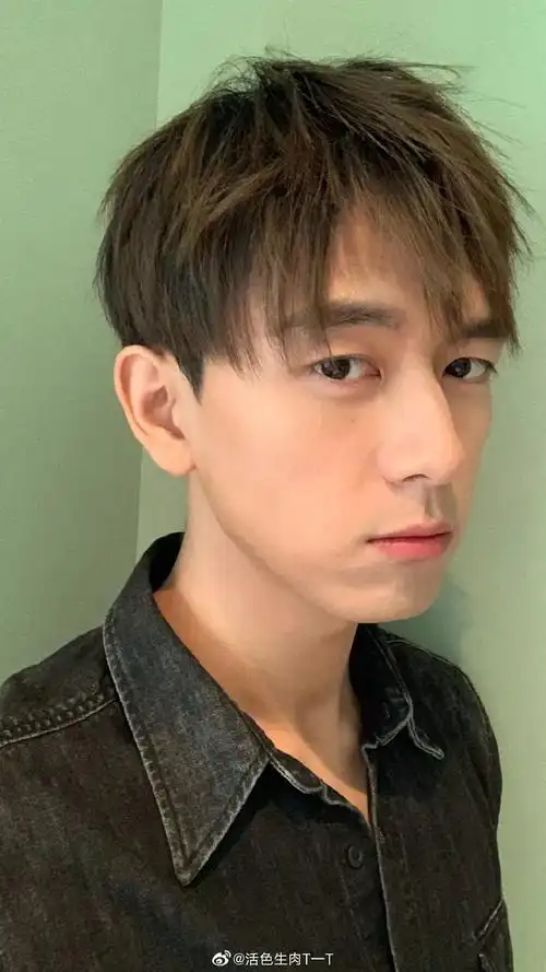 抖音李现特辑手机壁纸_李现写真手机壁纸高清