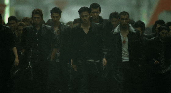 知乐 每次重温《热血高校》都被里面又帅又痞的小栗旬给迷倒.