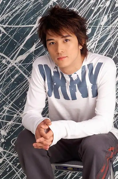 邱泽roy chiu的图片