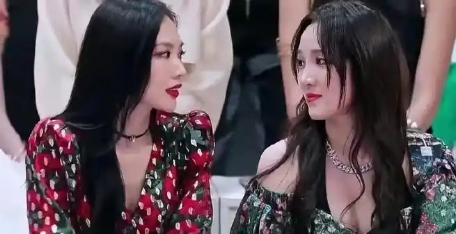 王霏霏说回浪姐像回母校##孟佳 每年夏天要来浪姐才完整