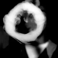 黑白抽烟霸气拽头像男生,缘分已到只能忍痛说不