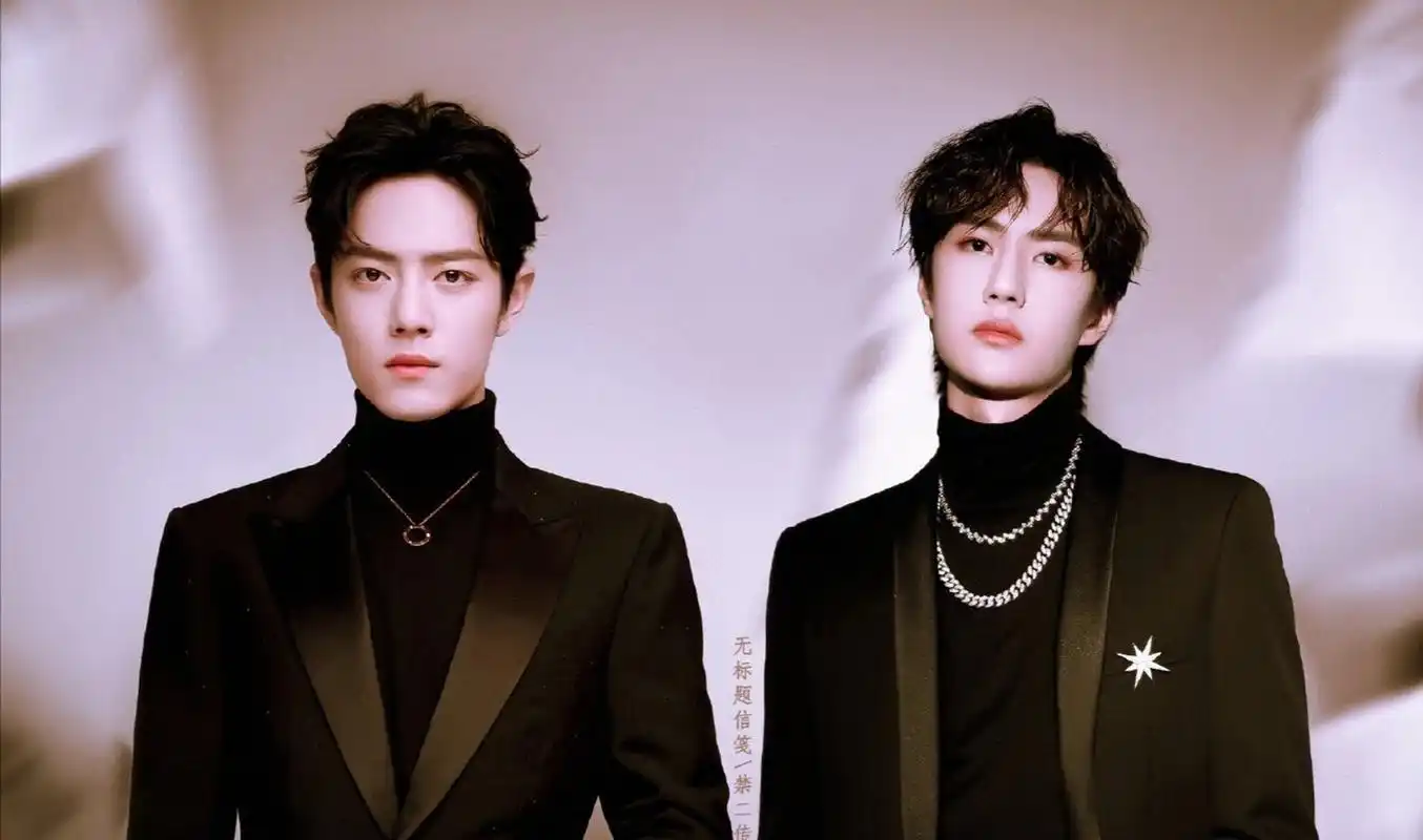 博君一肖 王一博,肖战,翩翩公子,时尚魅力,尽在这一刻定格.