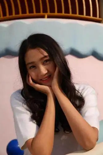 关晓彤佟丽娅宁静,盘点那些皮肤黑也能大红大紫的女明星