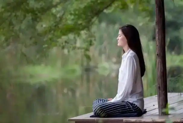 开悟大师古儒吉的静心5问教你进入深度静心的诀窍