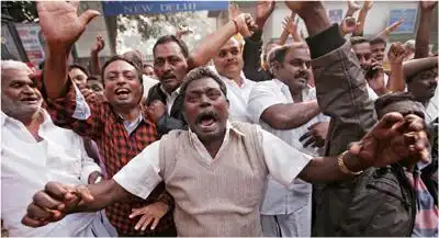 而美国人则认为"2g骗局"是与"水门事件"影响力不相上下的历史性丑闻