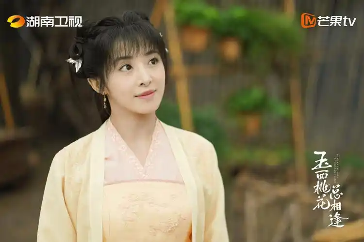 张含韵新剧玉面桃花总相逢开播演绎反差角色引期待