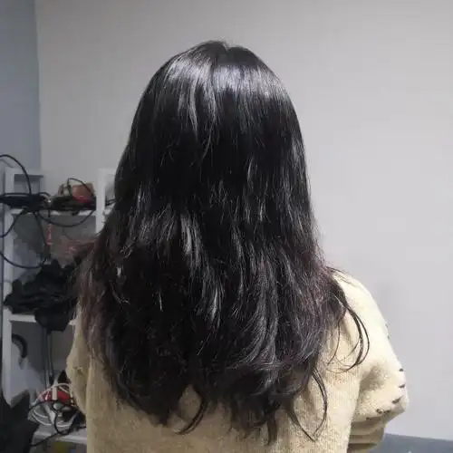 头发下面全部烫焦了,心好痛