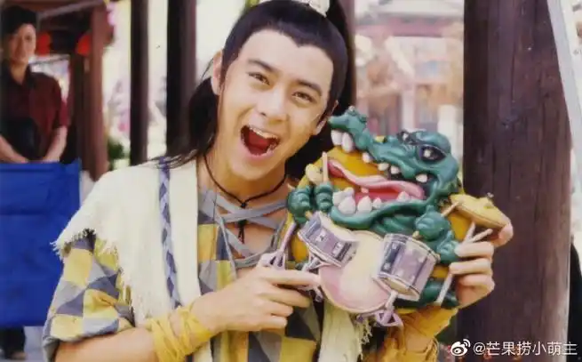 林志颖晒电视重播1999年的绝代双骄