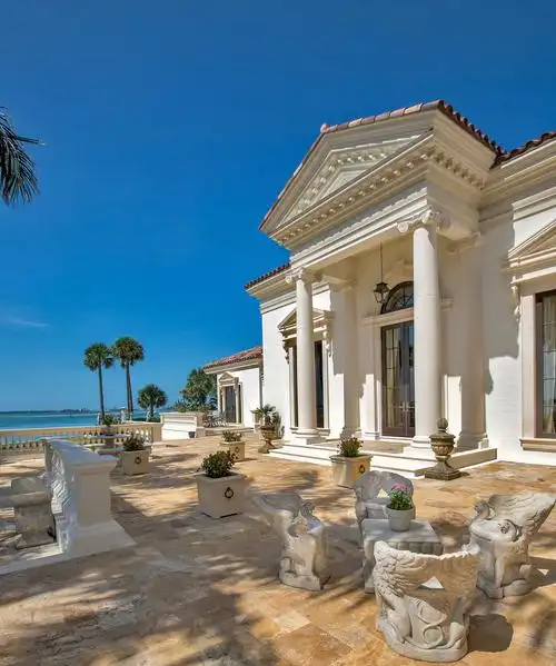 欧式风格豪华联排别墅效果图