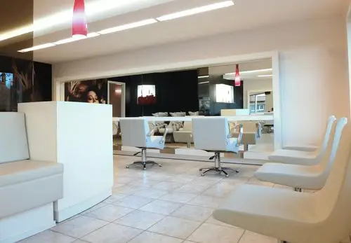 现代简约风格韩国美发店装修图片