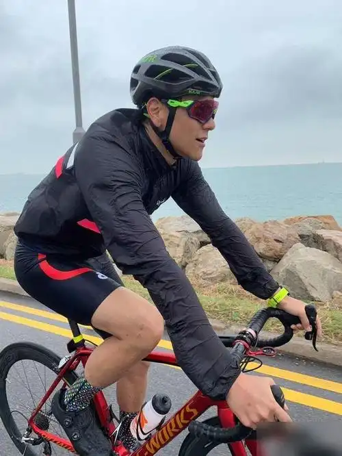 刘德华62岁晒出日常饮食网友惊叹难怪像40岁