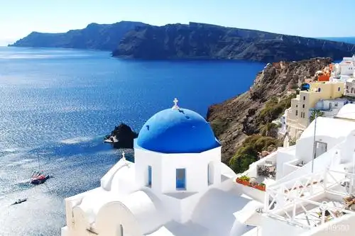 希腊爱琴海——被浪漫气息包裹着的海洋