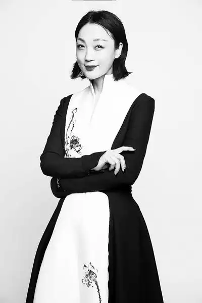 丝路青年大使熊英用时尚传播中国精神