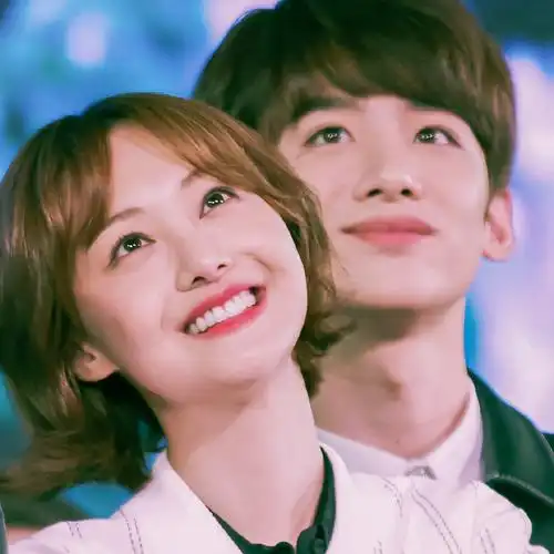 白敬亭郑爽_inthe小白板营业部