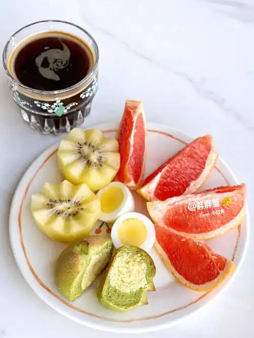 一人食早餐椰浆斑斓奶酥米面包05