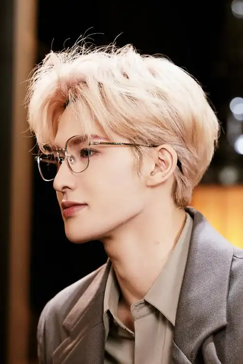 宝拉珍选中国区品牌代言人朱正廷