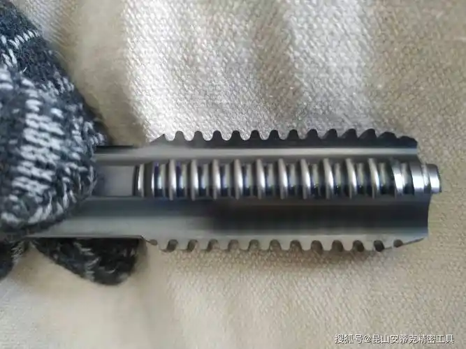 圆螺纹或圆形螺纹:rd丝锥rd丝锥,din405,7h._润滑_单头_公制