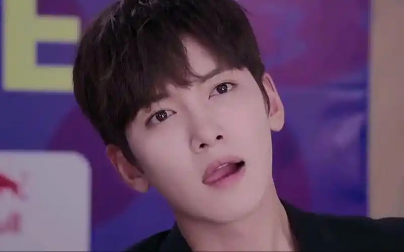 【池昌旭】  【无法抗拒长安教练的小表情《旋风少女》】