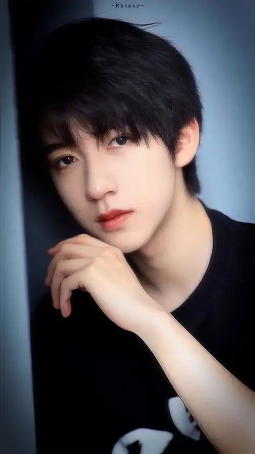 059969♀15二修/快转·转载需标明出处|@时代少年团-贺峻霖