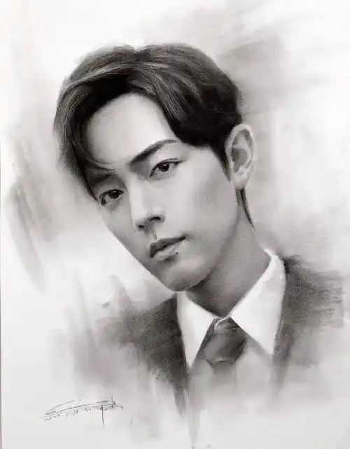 他用一支铅笔把明星画了多个,如肖战,蔡徐坤,迪丽热巴_小伟_石膏_素描
