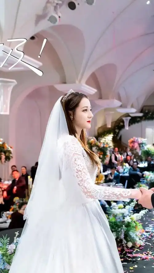 幸福触手可及大结局了,周放婚纱照放送,迪丽热巴/黄景瑜