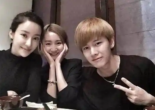 任嘉伦直接跳过了"结婚"当了爸爸真是流量界的一股清流_恋情_生涯