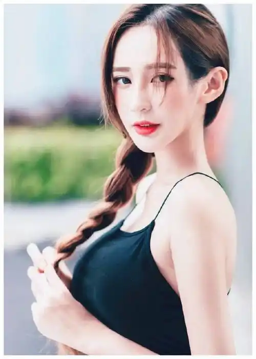 马来西亚国宝级美人明眸善睐冰肌玉骨甜而不腻绽放东南亚之美