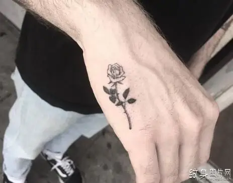 男生小纹身图案,简单帅气又不失个性