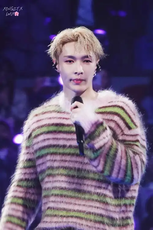 话筒上都是喜欢看宝贝穿各种各样的毛衣美腻#张艺兴大航海无远弗届