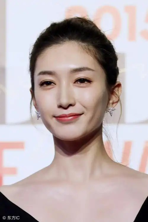 魅力四射的中国内地女演员,节目主持人,才女 女神 江疏影