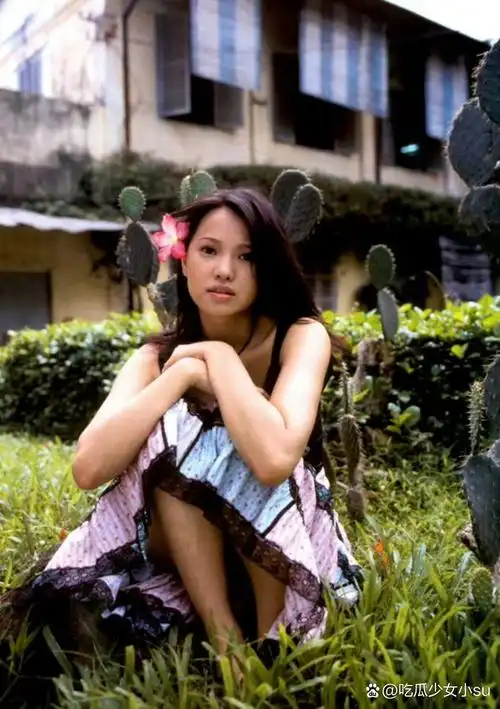 伊能静早年在日本发展时拍得写真