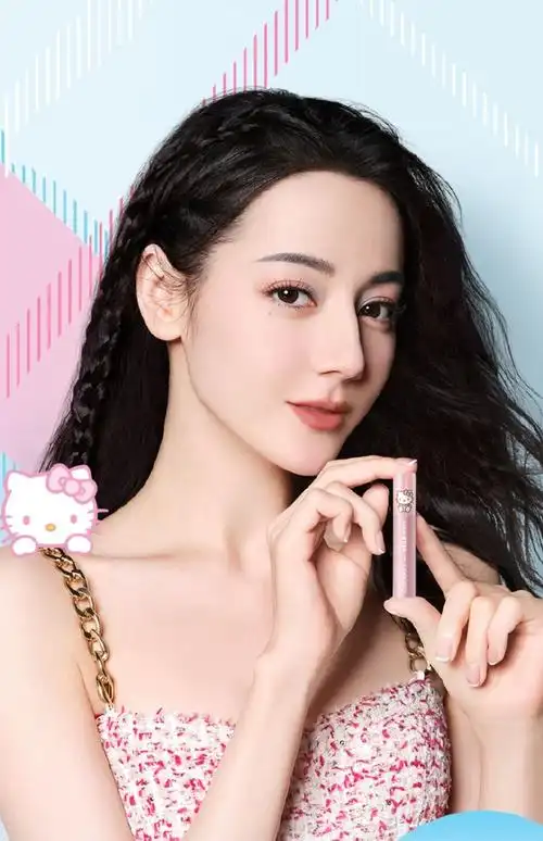 迪丽热巴珂拉琪全球代言##迪丽热巴大众电影祝贺vcr