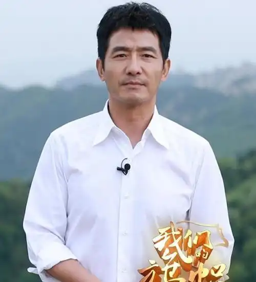 恭喜郭晓东剧本入围评选程莉莎发文好骄傲隔空向老公表爱意