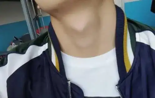 男生的喉结,为什么不能随便"摸"?女生不妨提前了解