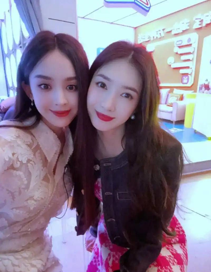 古力娜扎和江疏影,两位大美女同框.