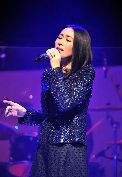 田震:我一生正直,对事不对人,和那英闹掰,但我不后悔