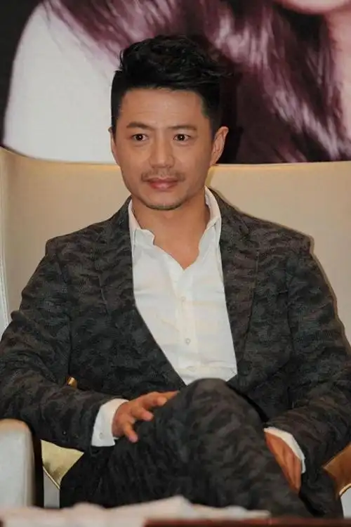 回顾:段奕宏追了9年才娶妻,妻子怕疼做12年丁克,余生只想宠她