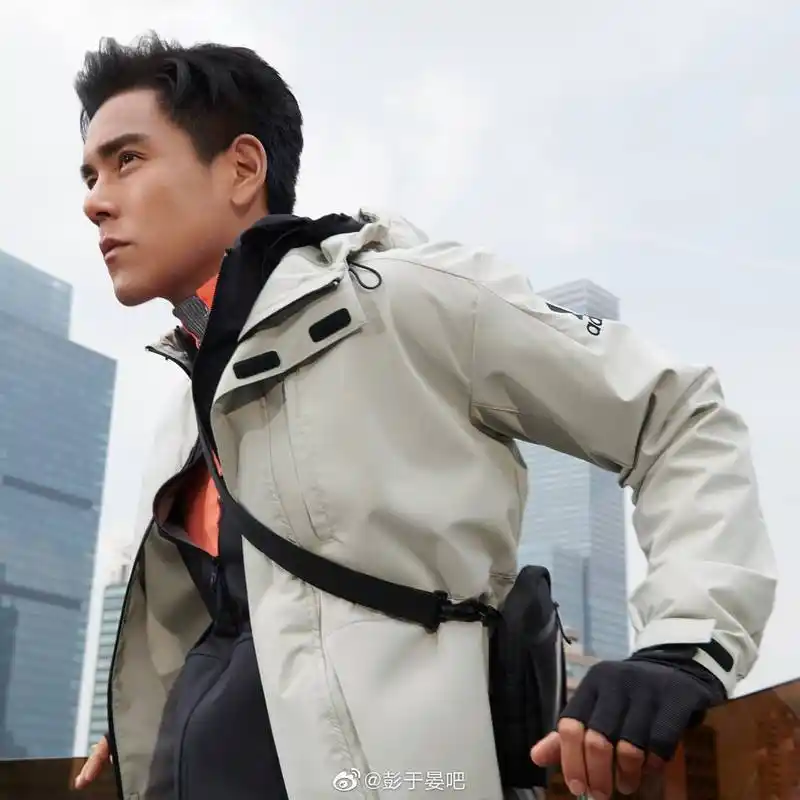 彭于晏阿迪达斯outer jacket秋季都市型者系列新图 运动复古风来袭